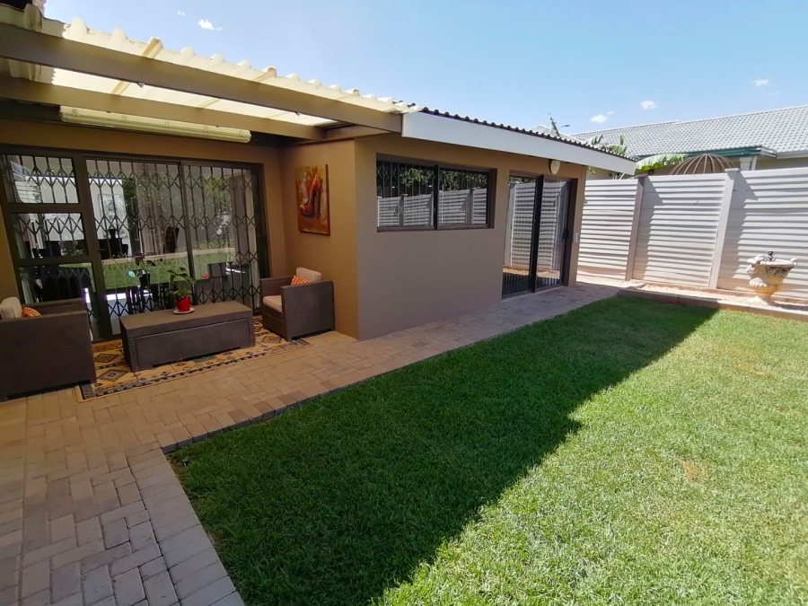 3 Bedroom Property for Sale in Langenhovenpark Free State